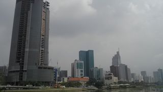 サイゴン川を眺めるならココ