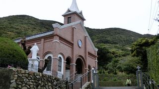 日本で初めてのルルドが作られた教会