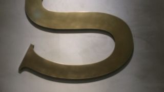 アダムエロペ発サロン