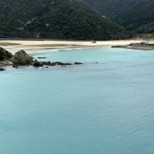 高浜海水浴場を望む