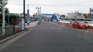 青い橋