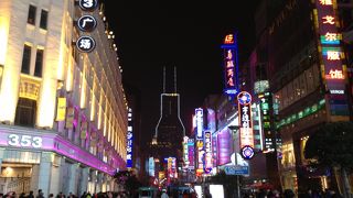 世界屈指の繁華街