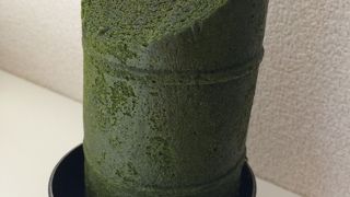 竹の形をした抹茶バウムクーヘンが有名☆