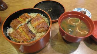 歴史ある「鰻屋」さん・・・