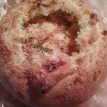 お気に入りの十勝ミルクのきのこシチューパン。