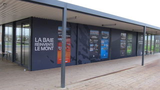 モンサンミッシェルの起点にある観光案内所