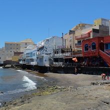 El Medanoは、のんびりとした風情がいい小さな港町。