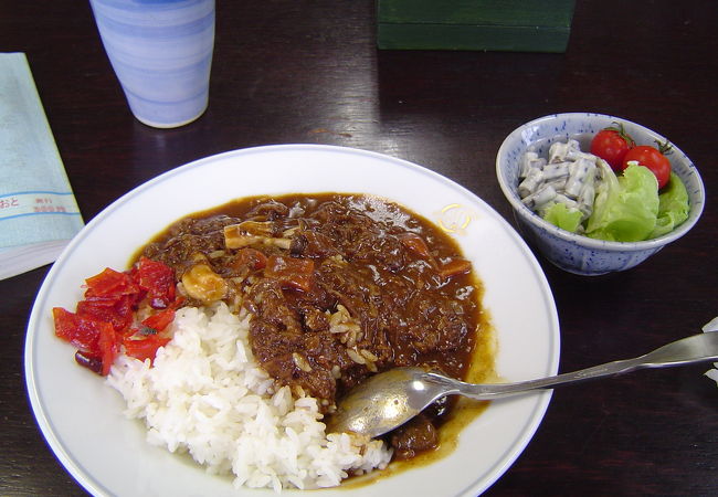 カレーがオススメ