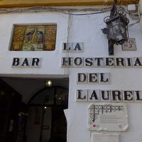 お店の入り口外観