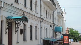 イコンや欧州の絵画など展示