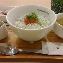 釜揚げシラスと明太子