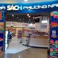 PNC ブック カフェ (ビンコム店)