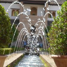 そして噴水です