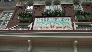 腕時計や財布なども！