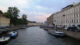 ネヴァ川に近い運河