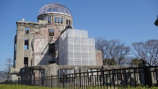 やはり一度は訪れなければ