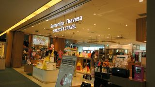 スイーツも売っている