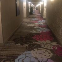 部屋までの長いみちのり。