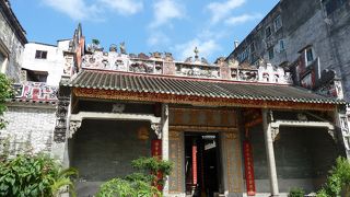 十月初五日街、地域の守り神