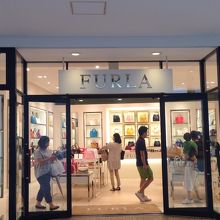 入間アウトレット店