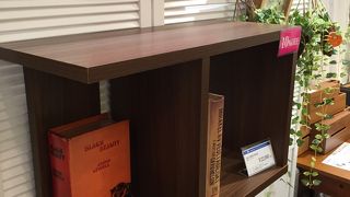 木の本棚がほしくて