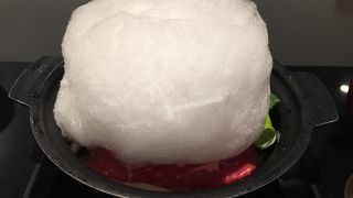 隣にすき焼き屋さんが出来ました ♪