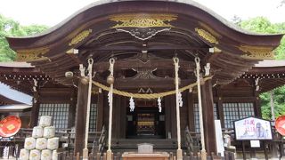 人も偉くなれば神様と祀られるか