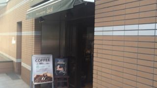 プラーノモール1階のベーカリー