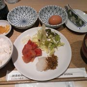 ご飯と味噌汁のおかわりが無料