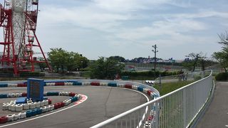 ミニサーキットで走れます