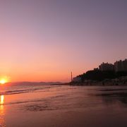 釜山の多大浦海岸の美しい夕日