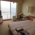 すぐ目の前には日本海が広がる温泉宿