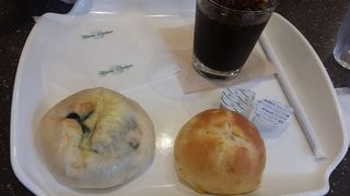 イートインできます。