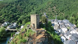 エッシュ シュル シュール城