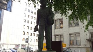 今はこのような少年はあまり見ませんが。