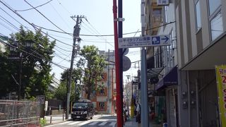 観光客でなく、地元の人のための、かな。