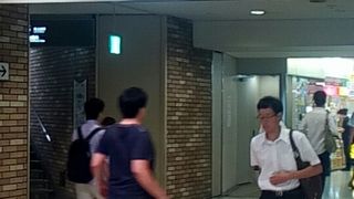 金券ショップと飲食店