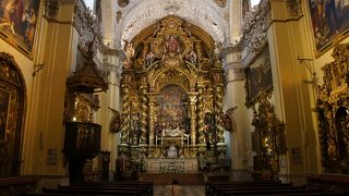 静かにゆっくり見学できます