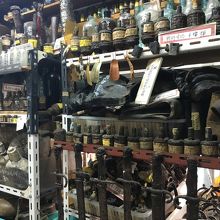 戦争資料記念館、展示されている出土品の数々。