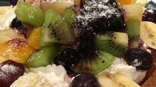 フルーツワッフル