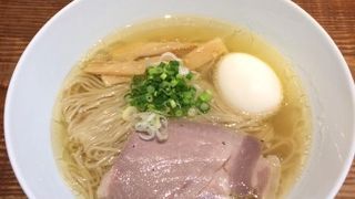 おいしい鶏がらスープのラーメン