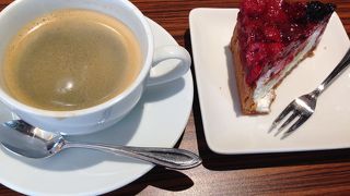 意外にケーキがおすすめ