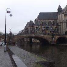 グラスレイから見ています、聖ミヒエル橋の後ろが聖ミヒエル教会