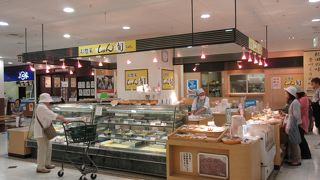 秋田駅前の便利な商業ビル