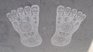 拝めば自分が犯した罪や汚れた心が