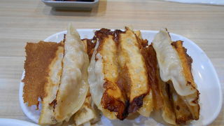 八方雲集　焼餃子のチェーン店