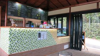 窓からの岡山城を眺めながらビール！