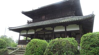 旧藩時代の櫓に似せて…