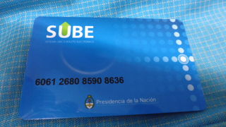 カードで乗れます