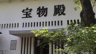 建物からして立派